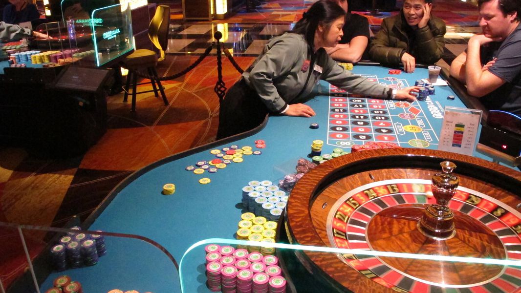 Why You Should Avoid Online Casinos And Betting On Roulette And Blackjack